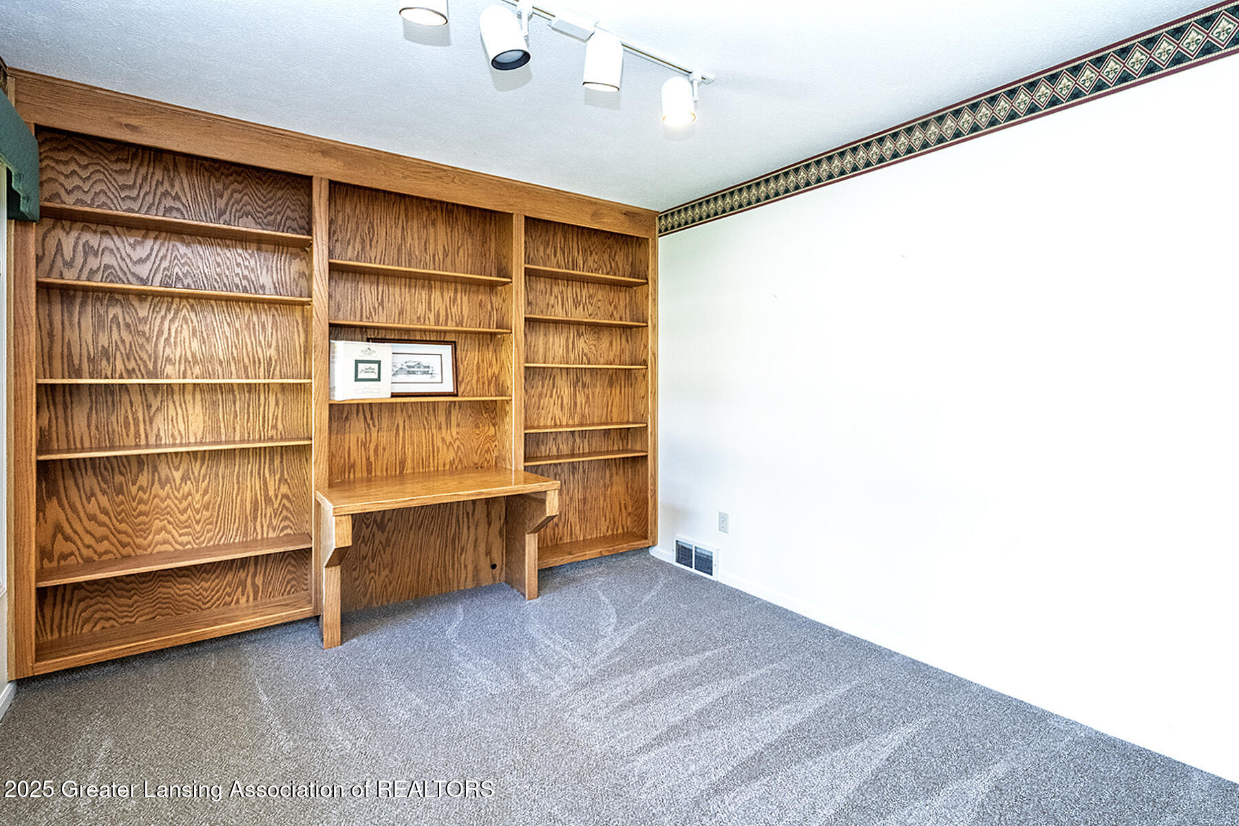 4388 Alderwood Drive