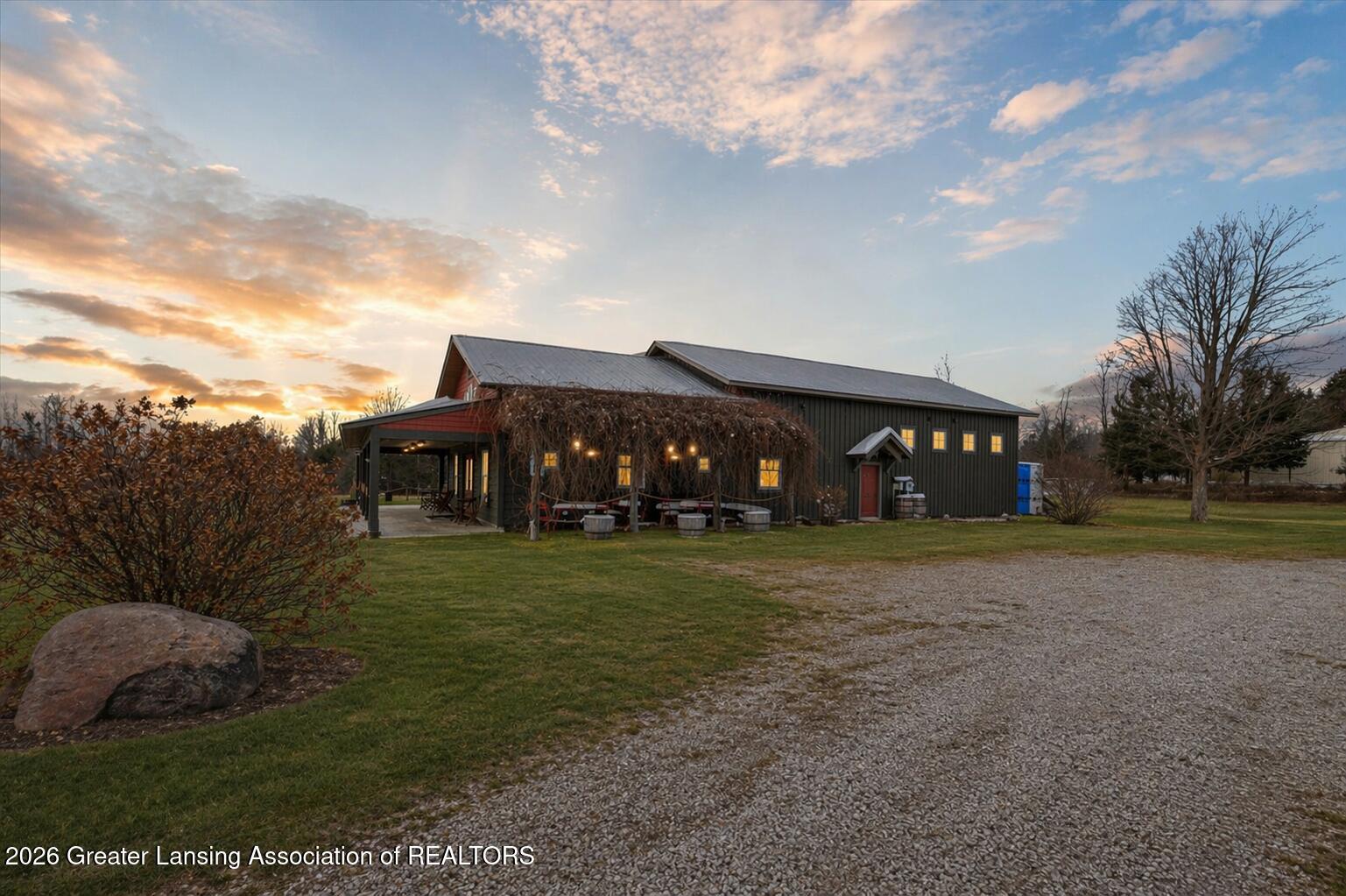 8370 Lakeview Road