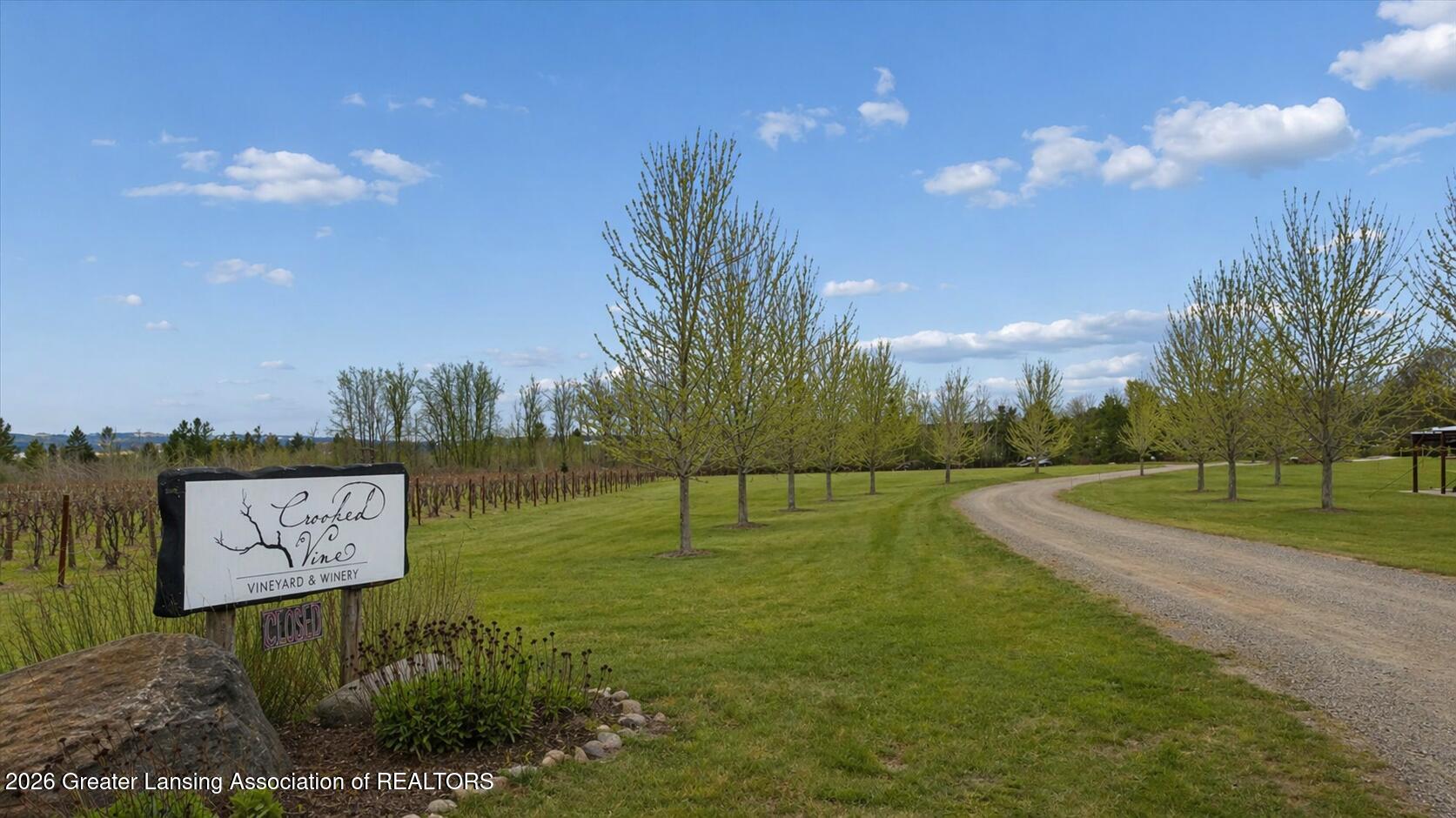 8370 Lakeview Road
