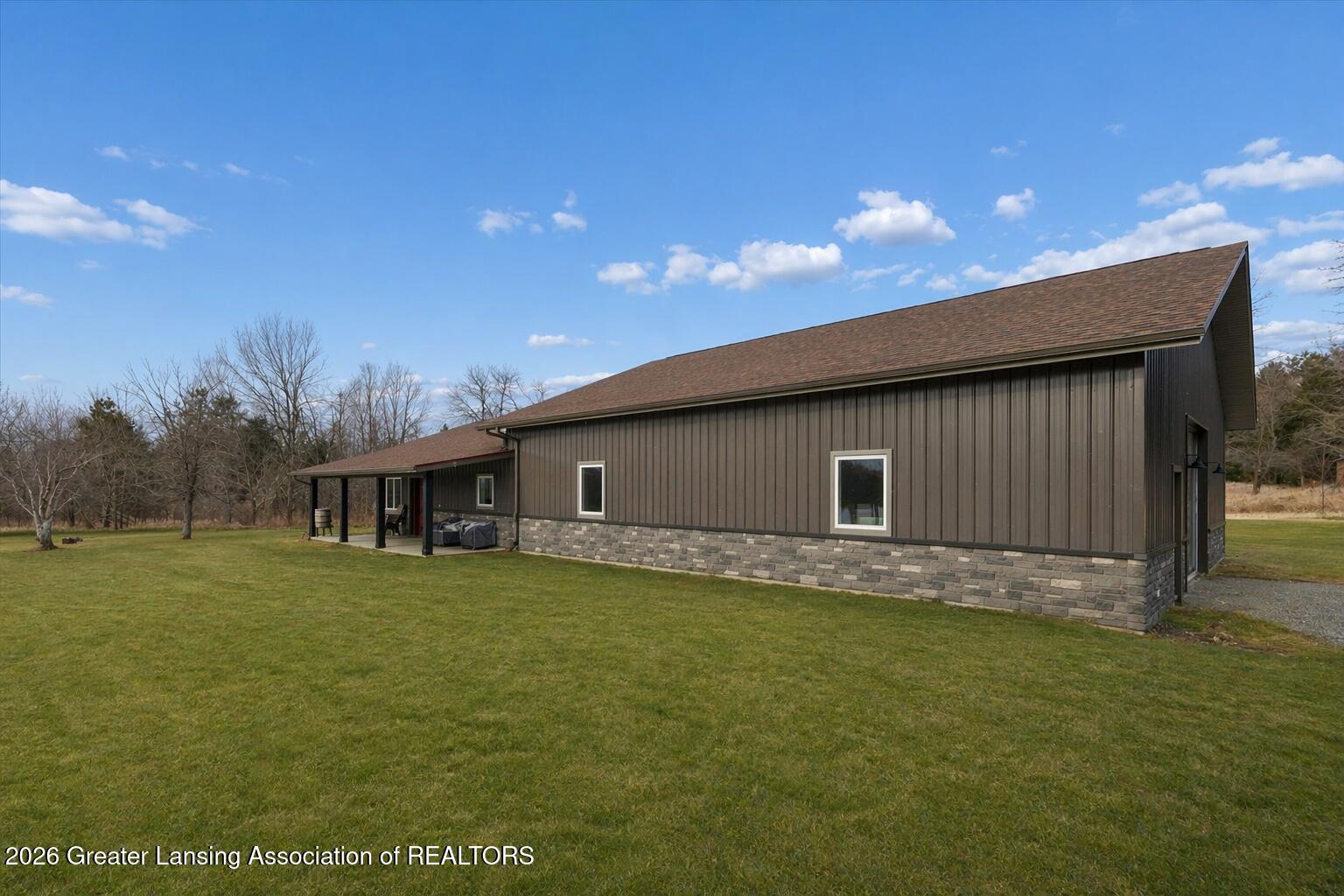 8370 Lakeview Road