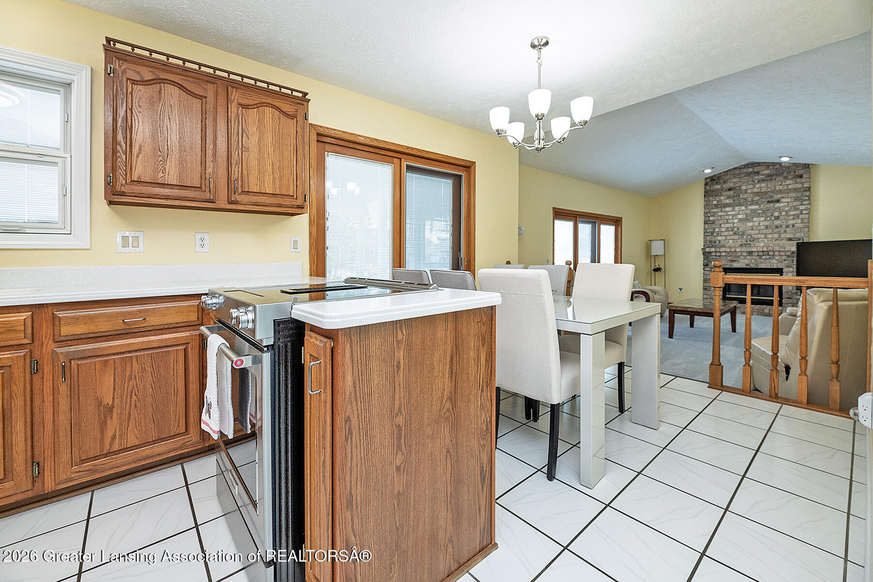 3934 E Sunwind Drive