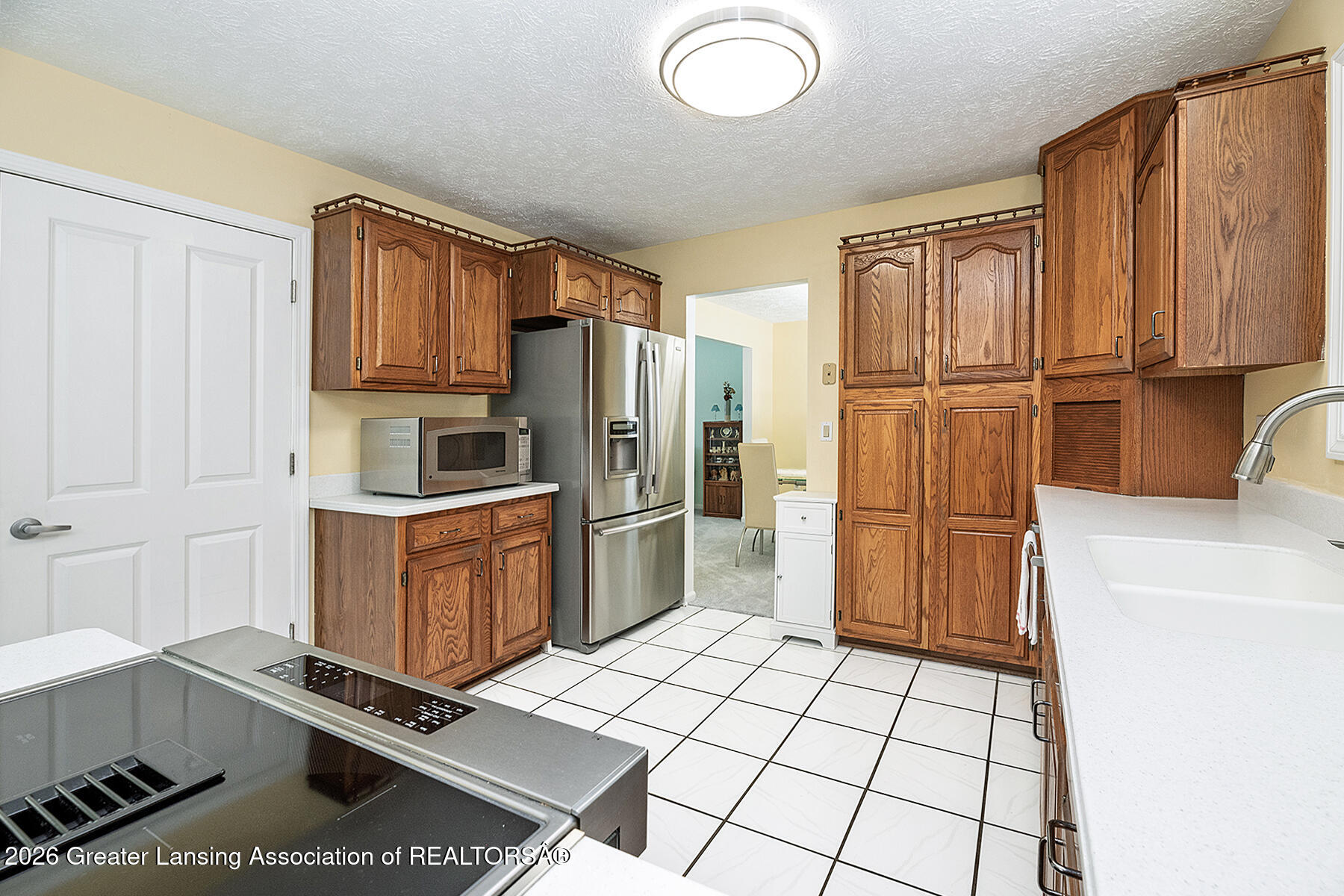 3934 E Sunwind Drive