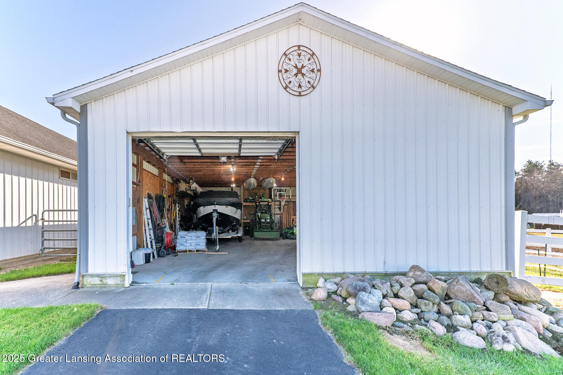 3811 Meridian Road
