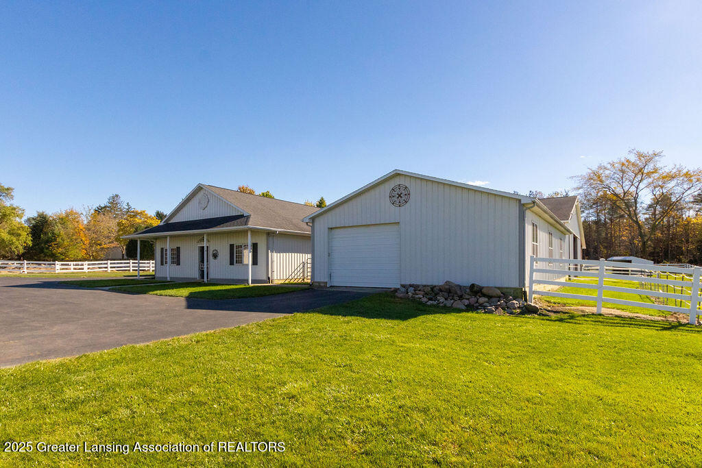 3811 Meridian Road