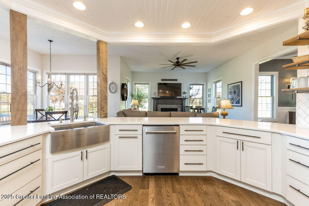 3811 Meridian Road