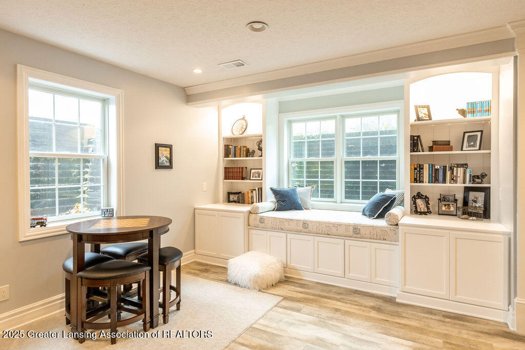 1235 Joann Lane
