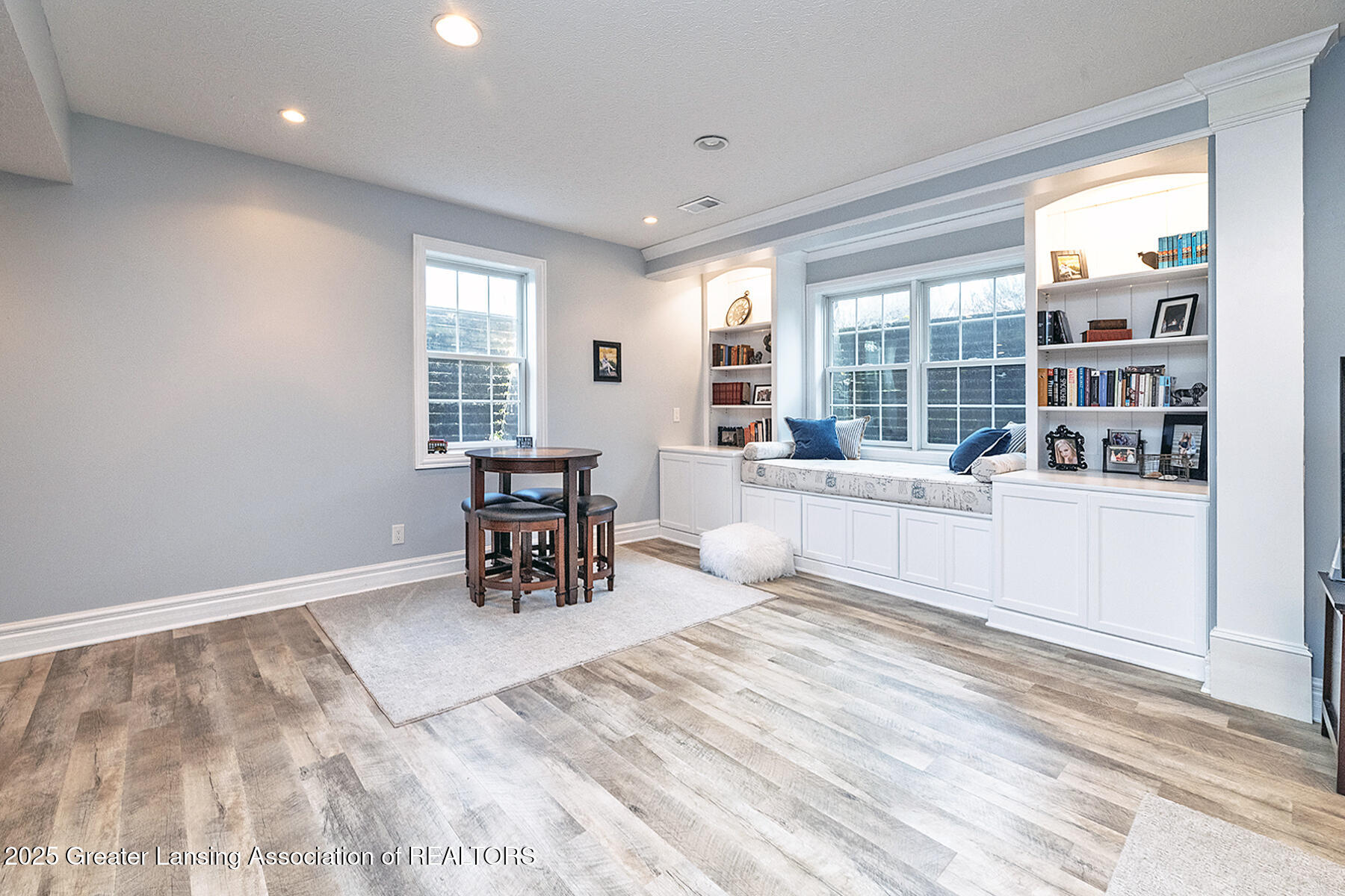 1235 Joann Lane