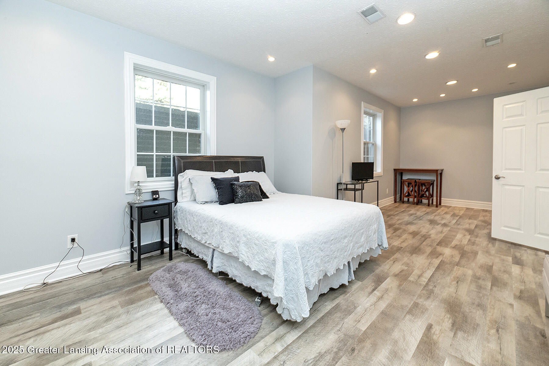 1235 Joann Lane
