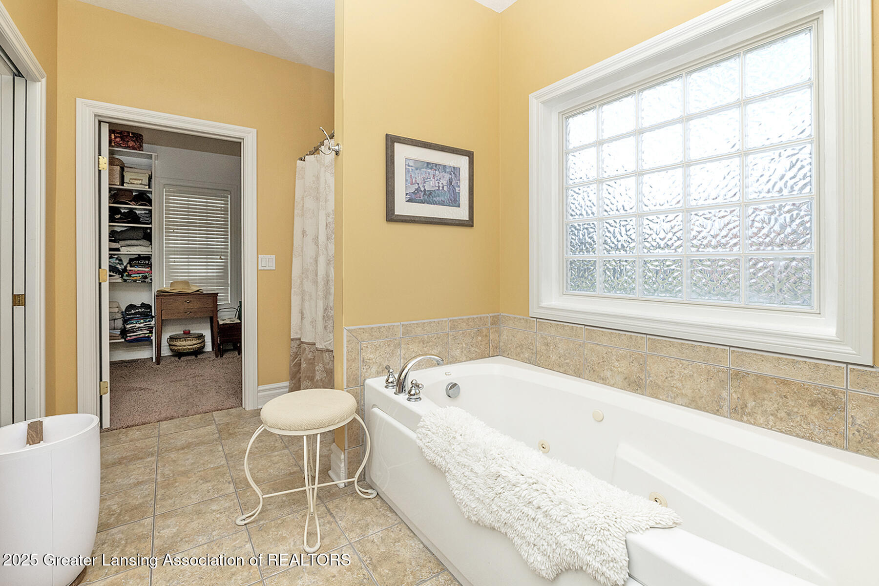 1235 Joann Lane