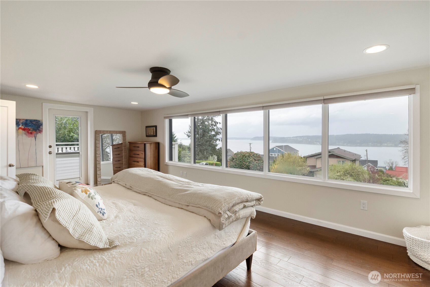 3109 Tahoma Place W