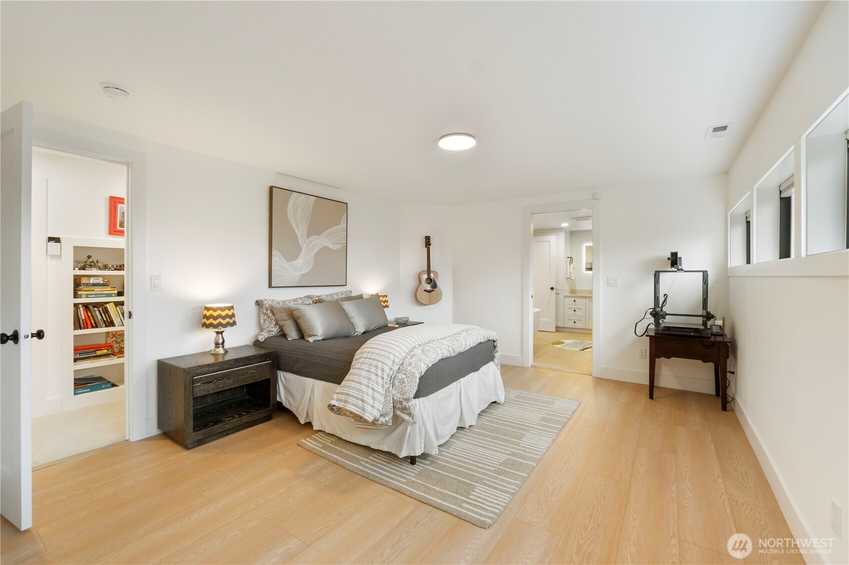 3109 Tahoma Place W