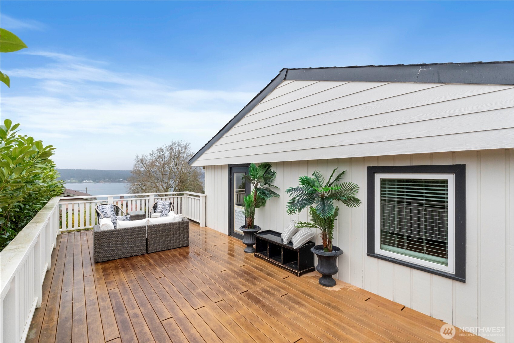 3109 Tahoma Place W