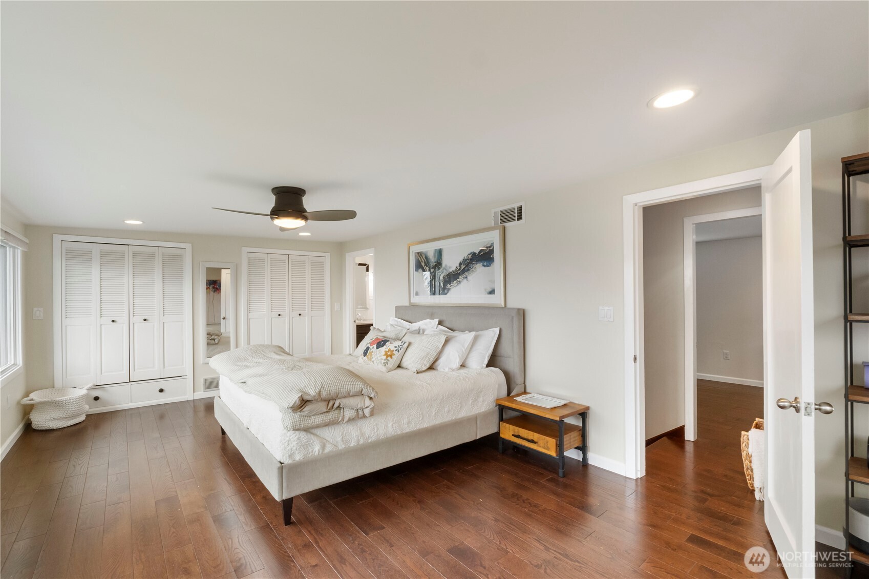 3109 Tahoma Place W