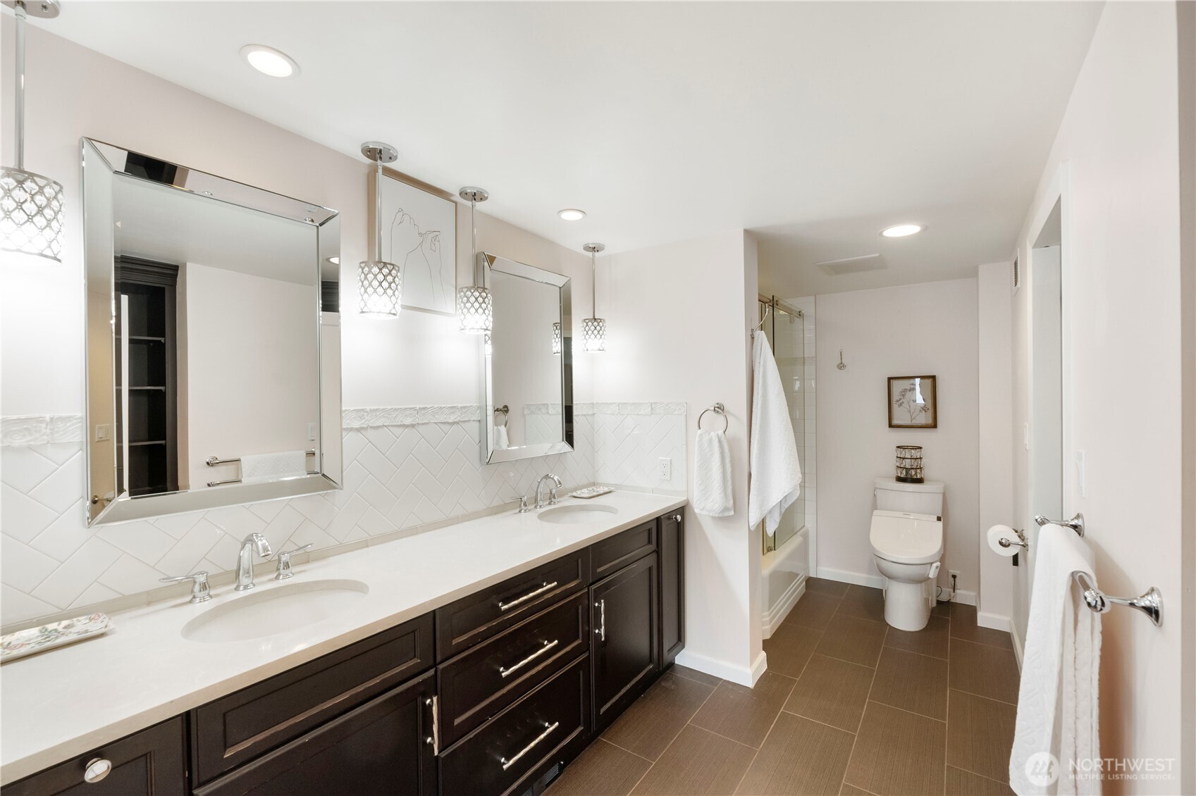 3109 Tahoma Place W