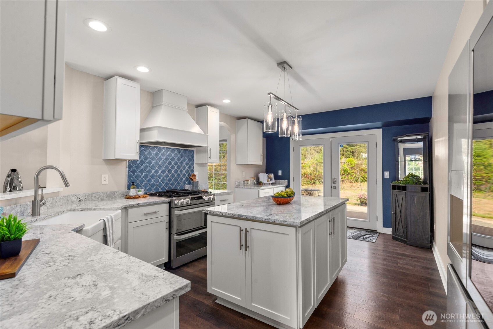 557 SE Spruce Road