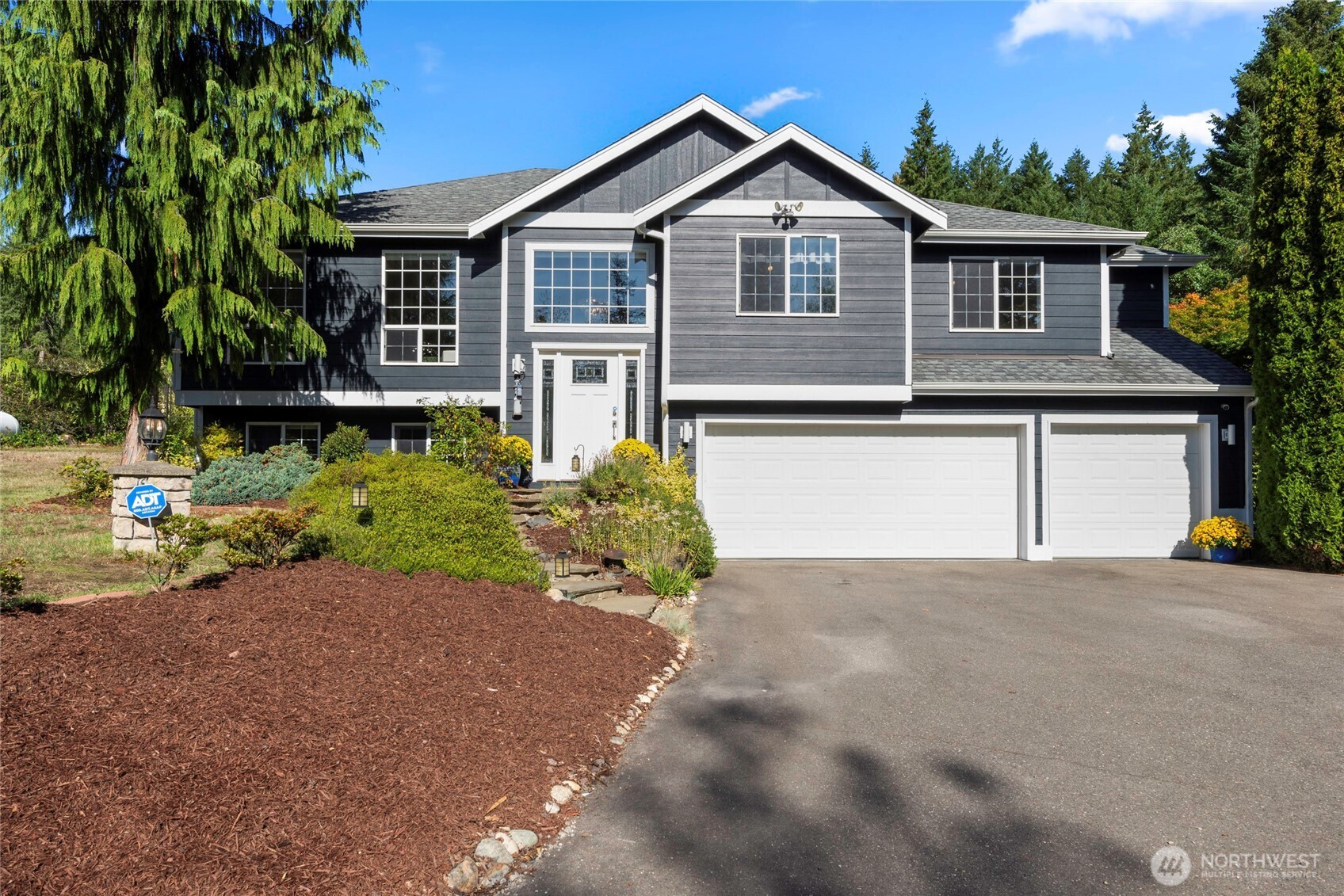 557 SE Spruce Road