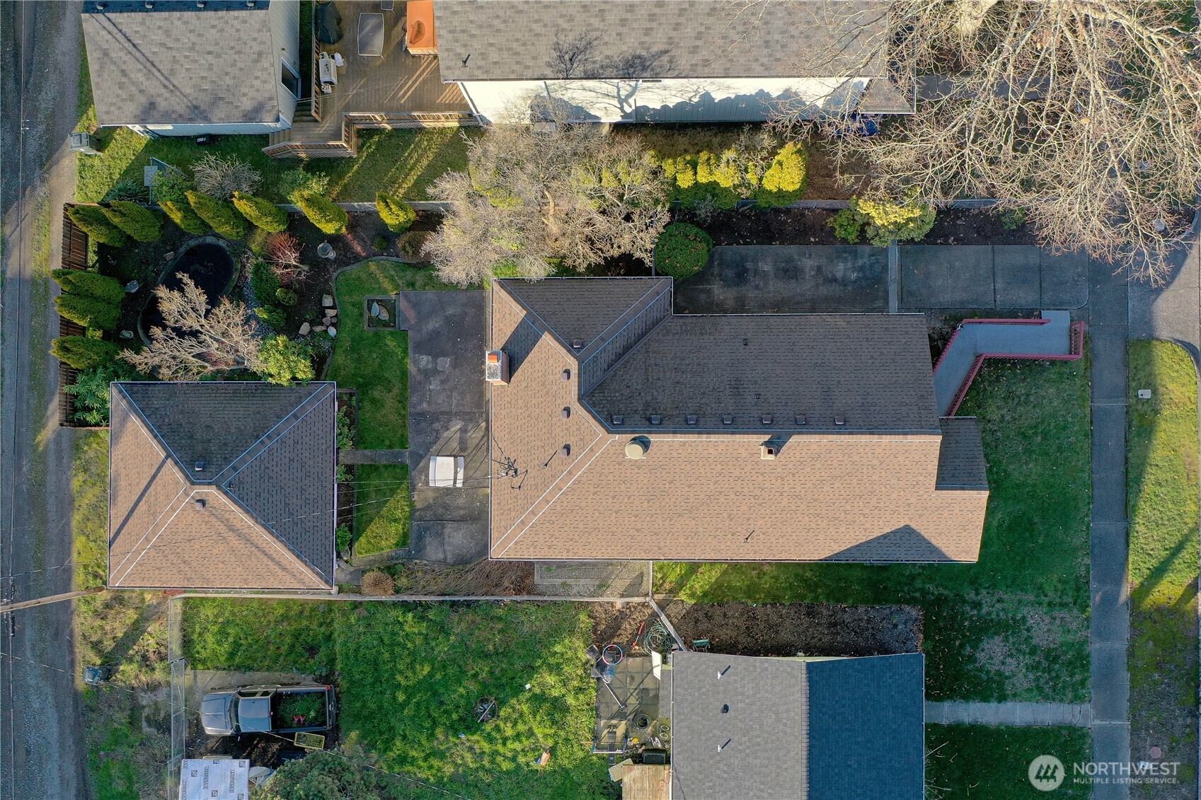 6126 S Thompson Avenue