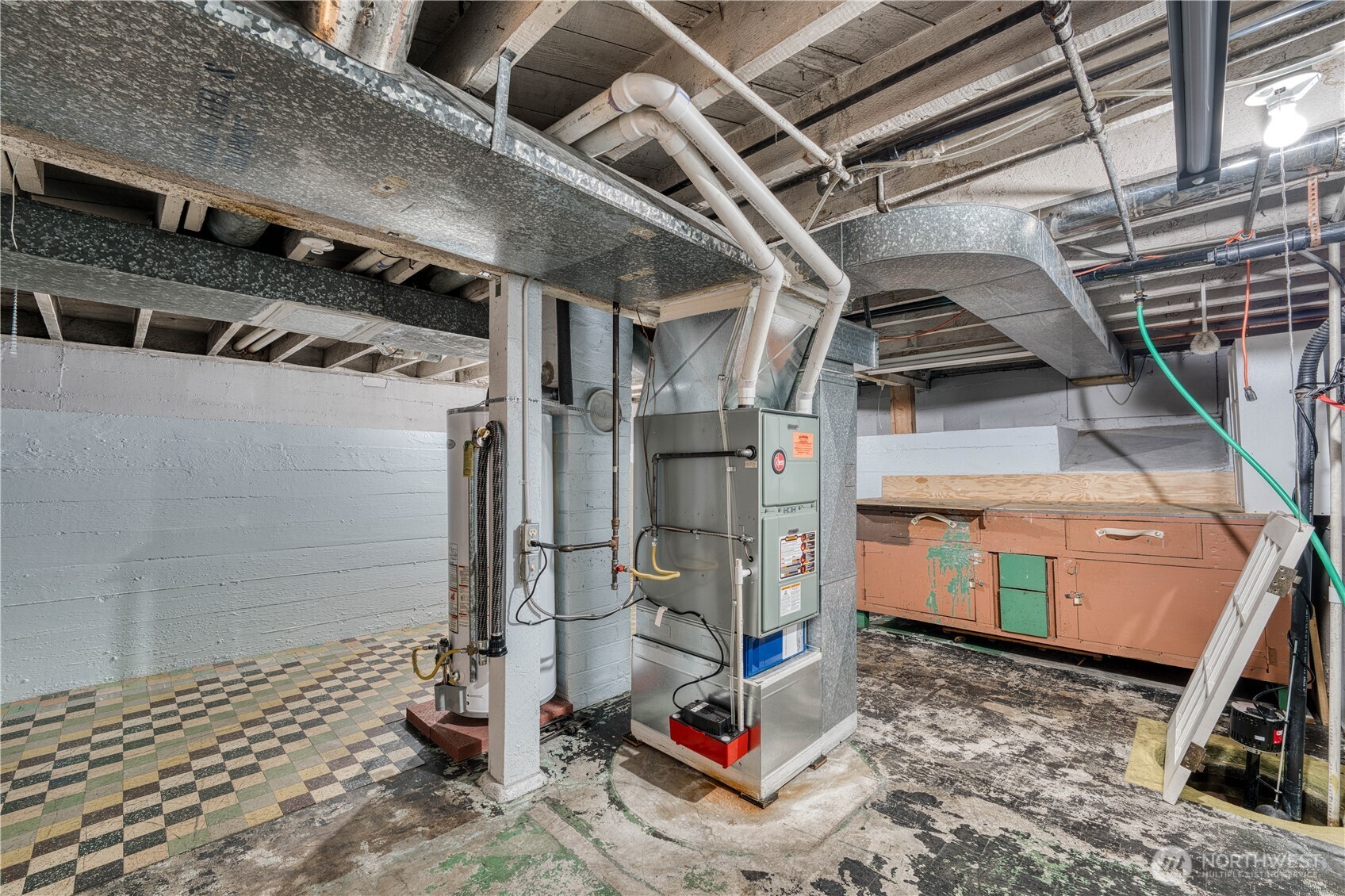 6126 S Thompson Avenue