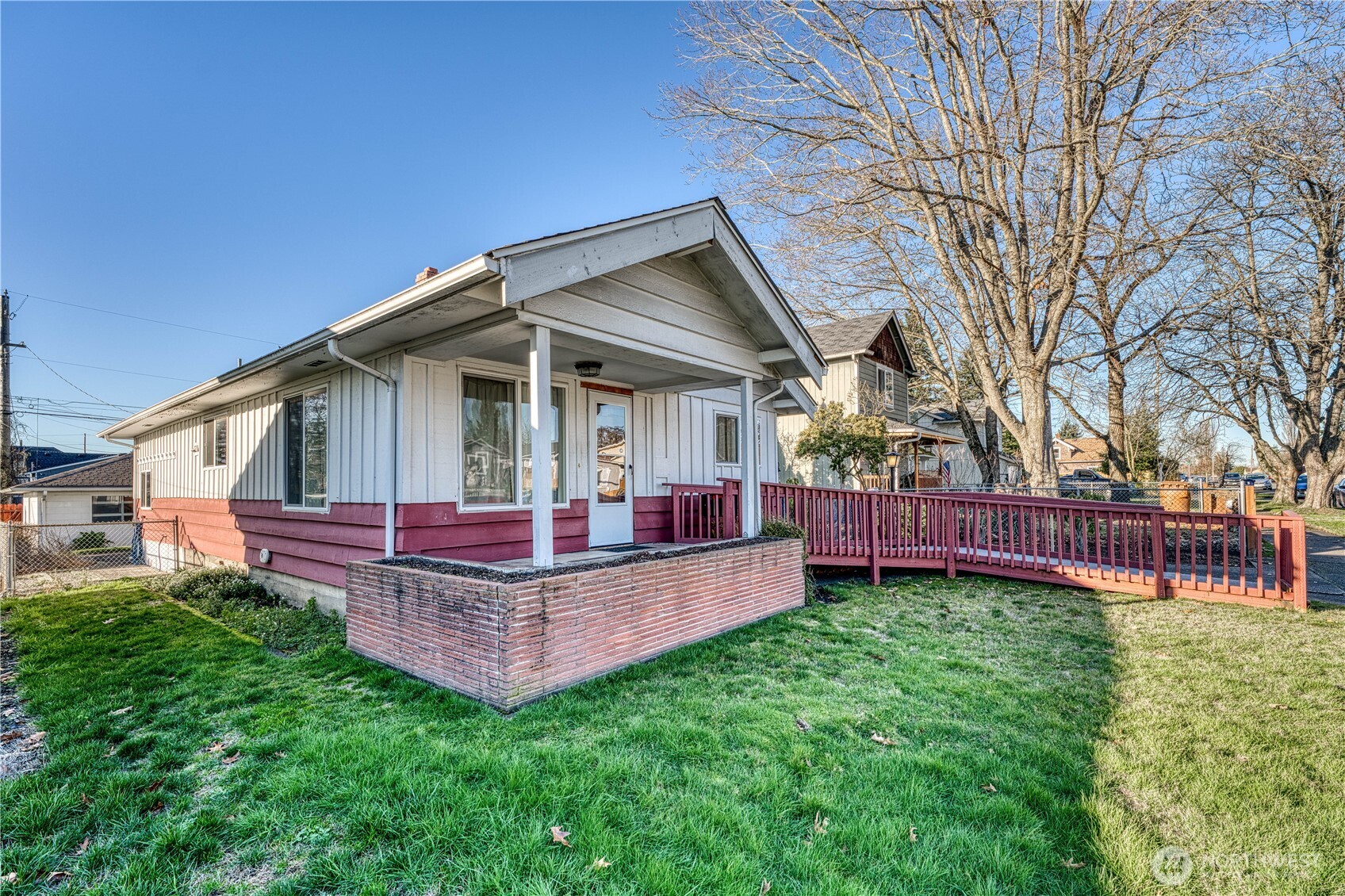 6126 S Thompson Avenue