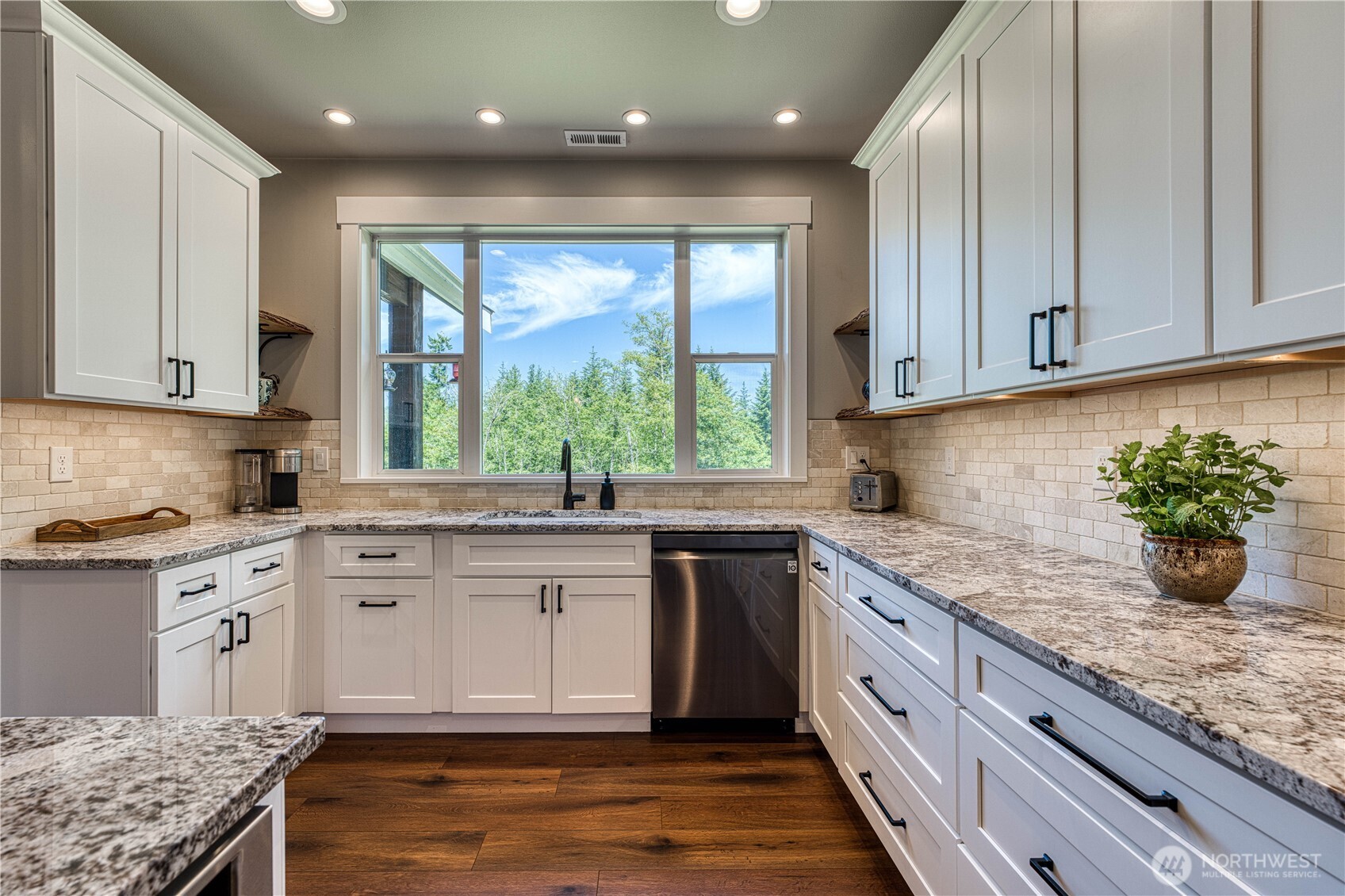 4402 Lone Bear Lane SW