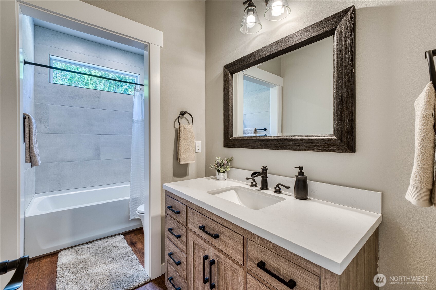 4402 Lone Bear Lane SW