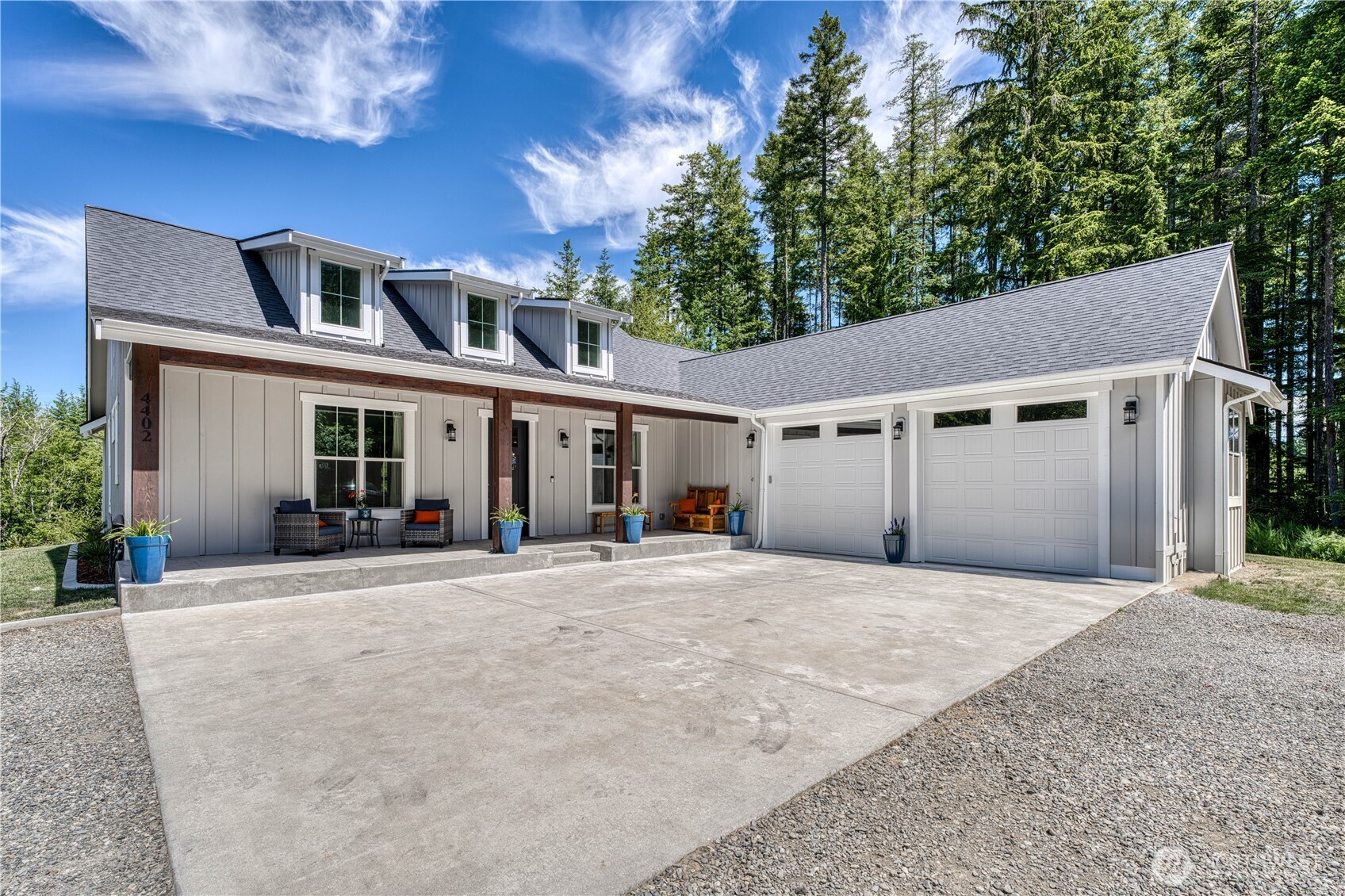 4402 Lone Bear Lane SW