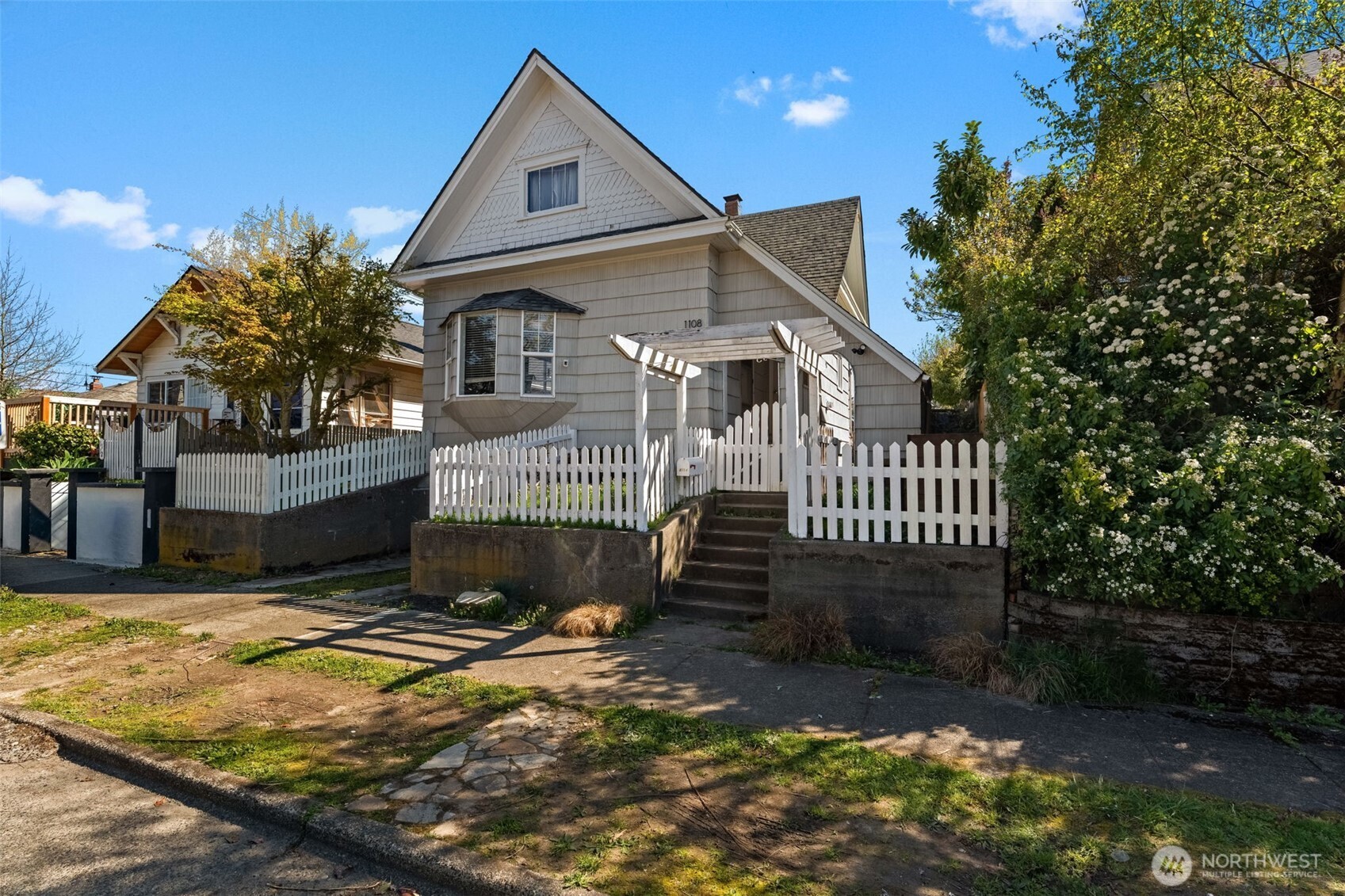 1108 Mckenzie Avenue