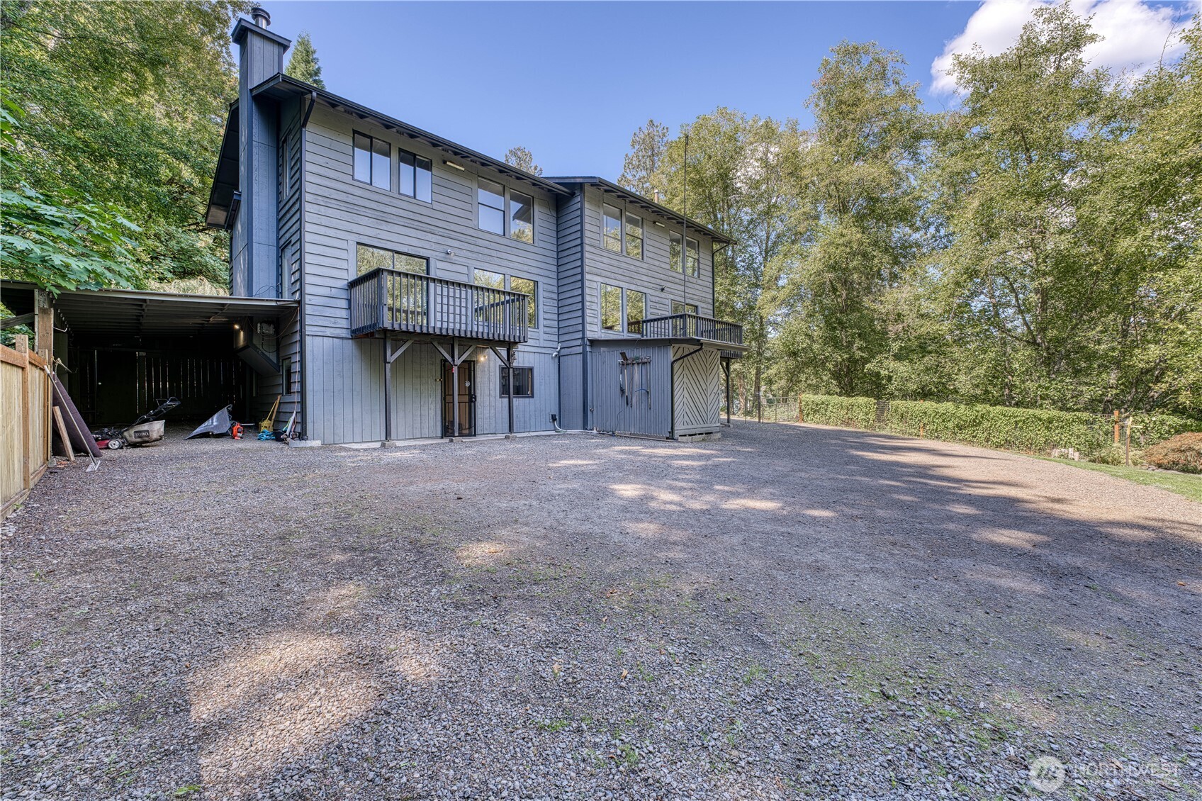 4111 Wollochet Drive NW