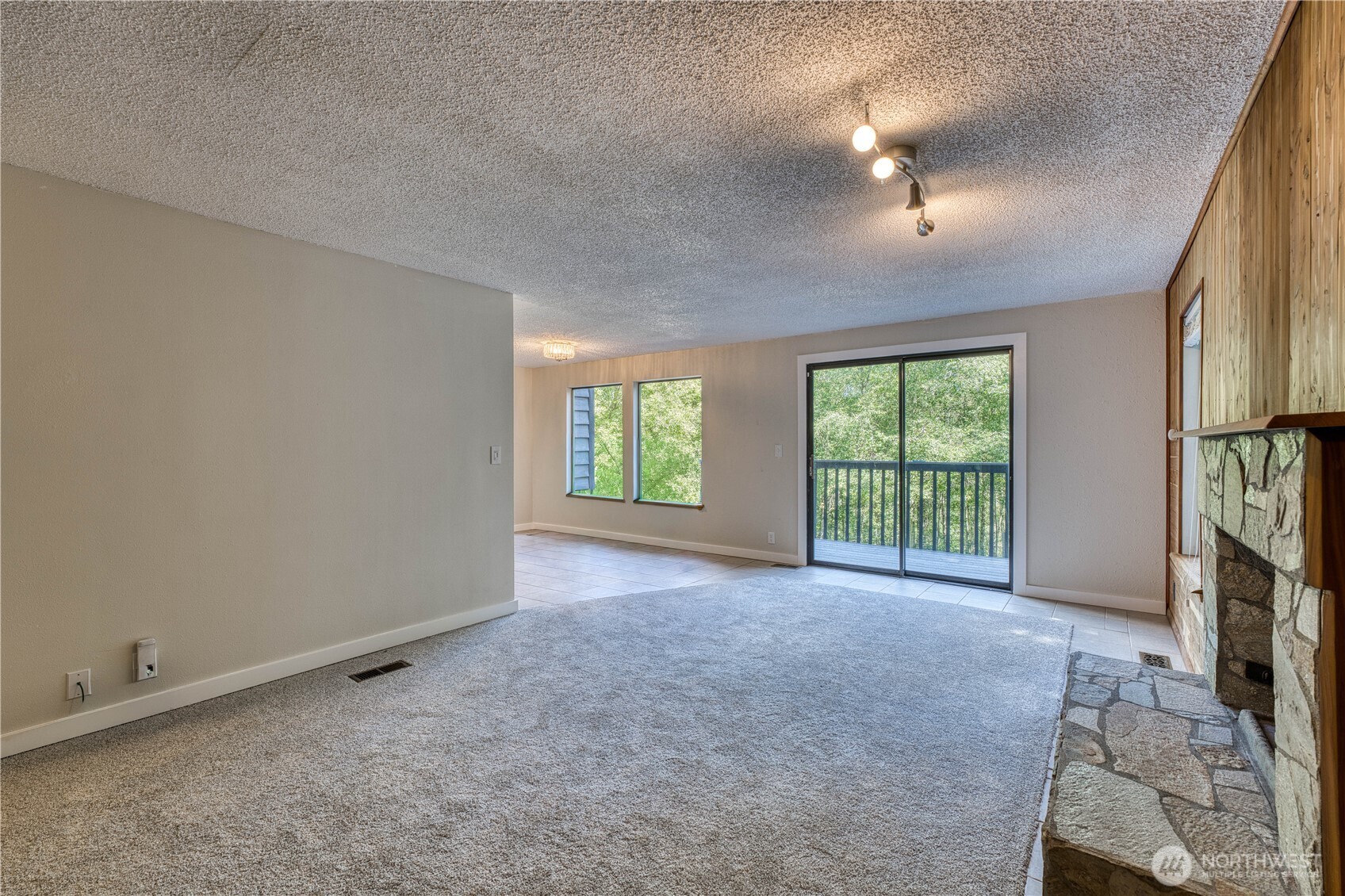 4111 Wollochet Drive NW