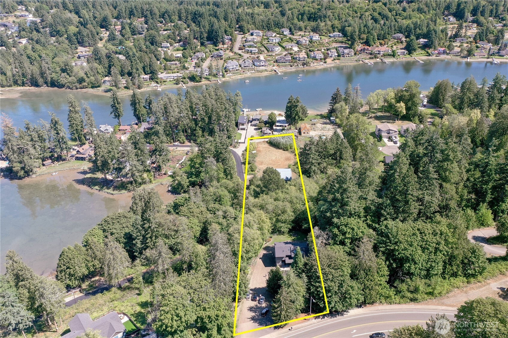 4111 Wollochet Drive NW