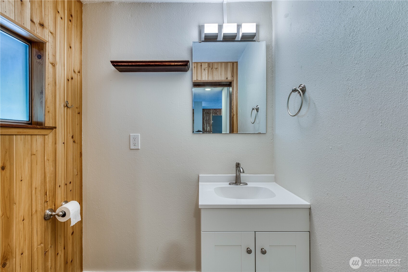 4111 Wollochet Drive NW