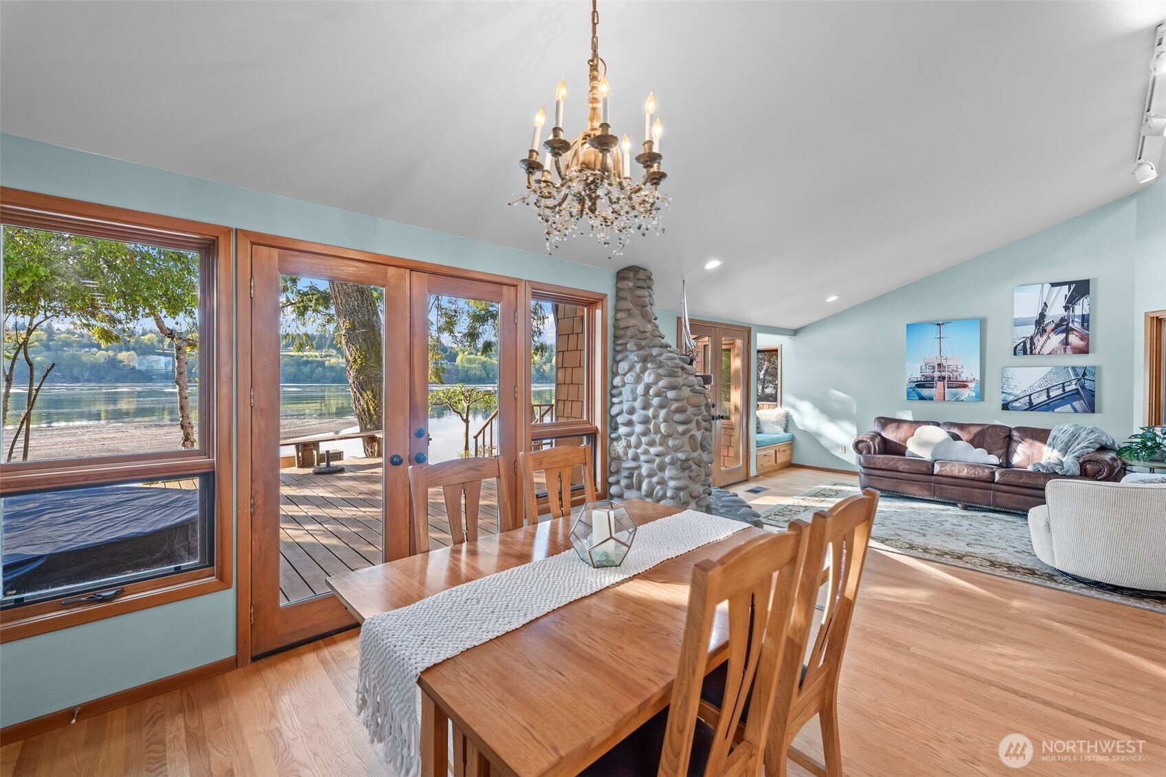 3048 Steamboat Island Road NW