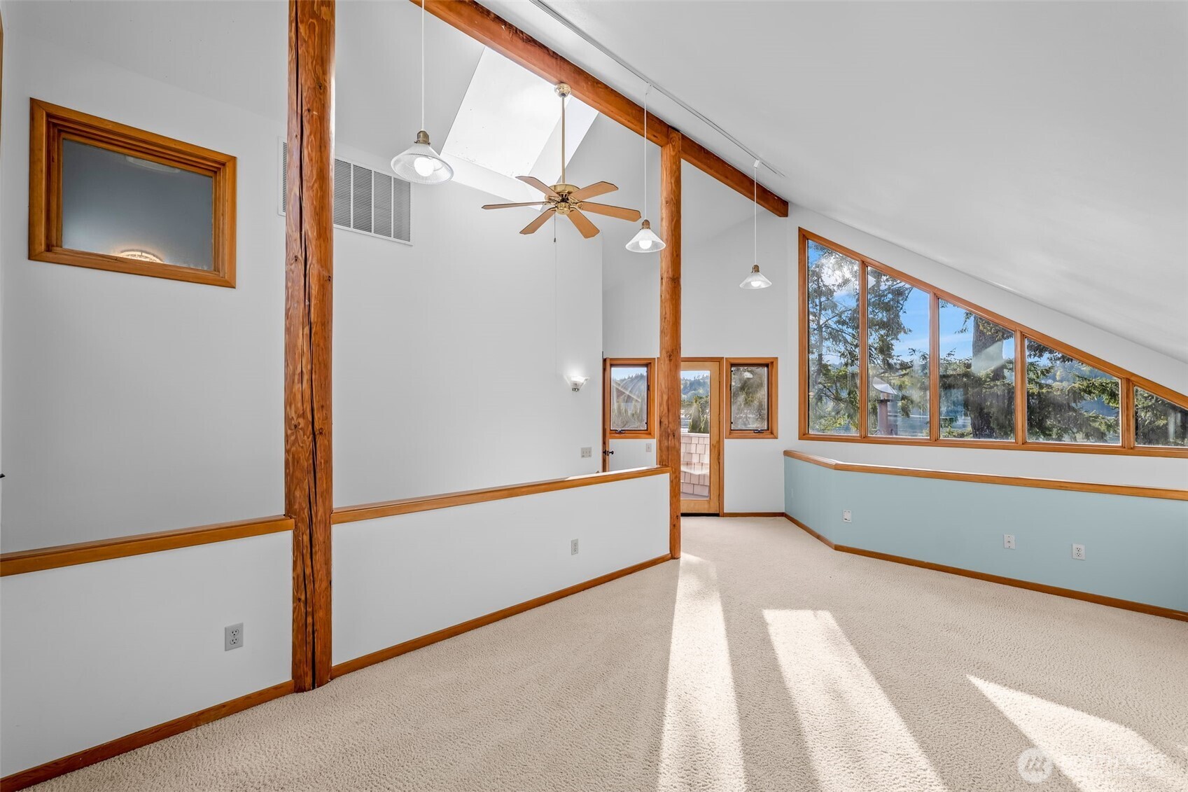 3048 Steamboat Island Road NW