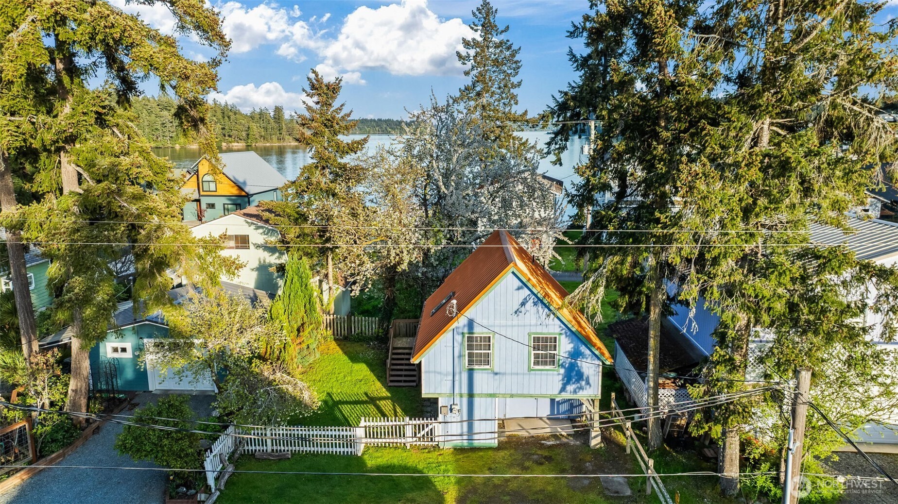 3048 Steamboat Island Road NW