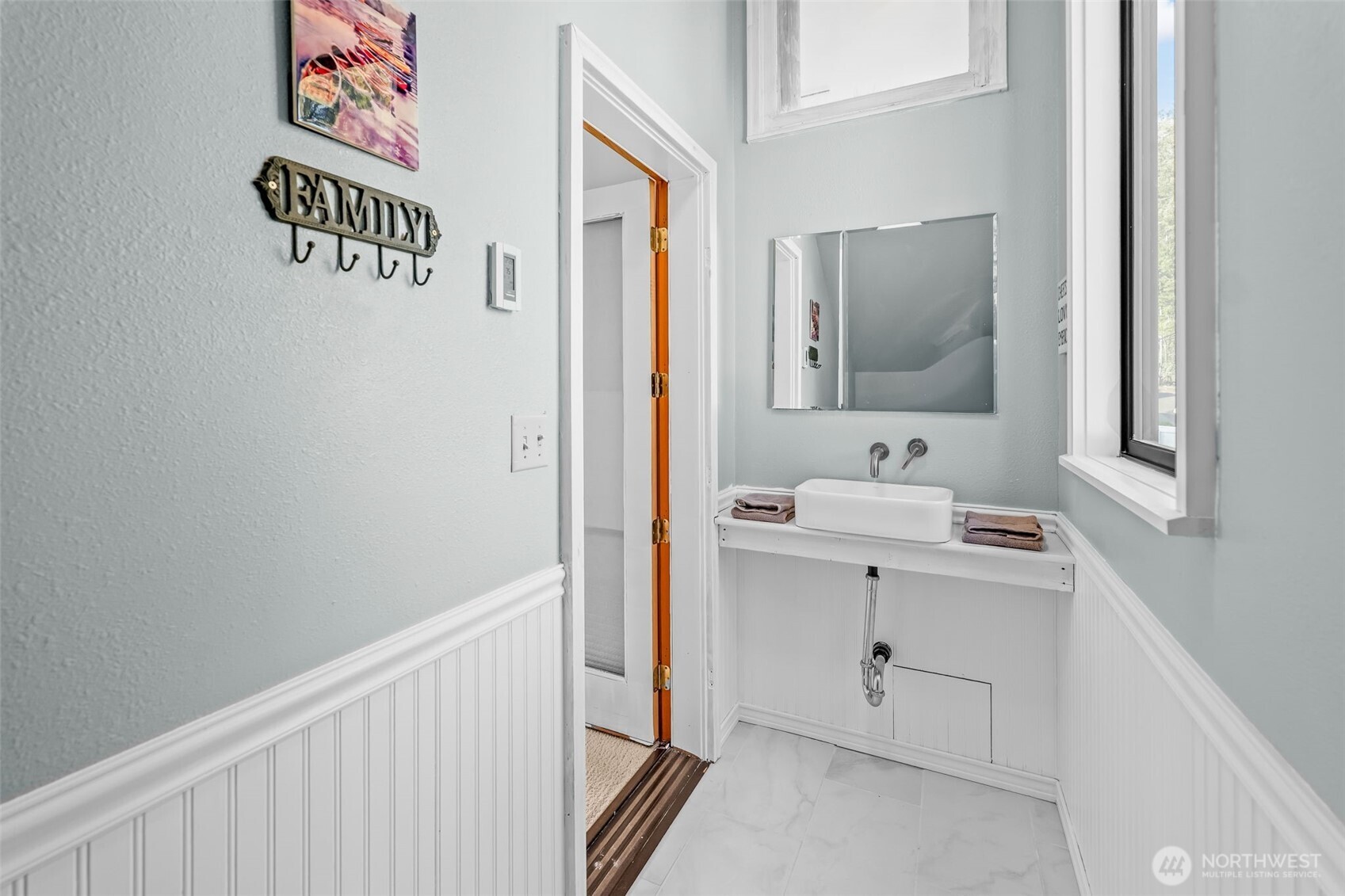 3048 Steamboat Island Road NW