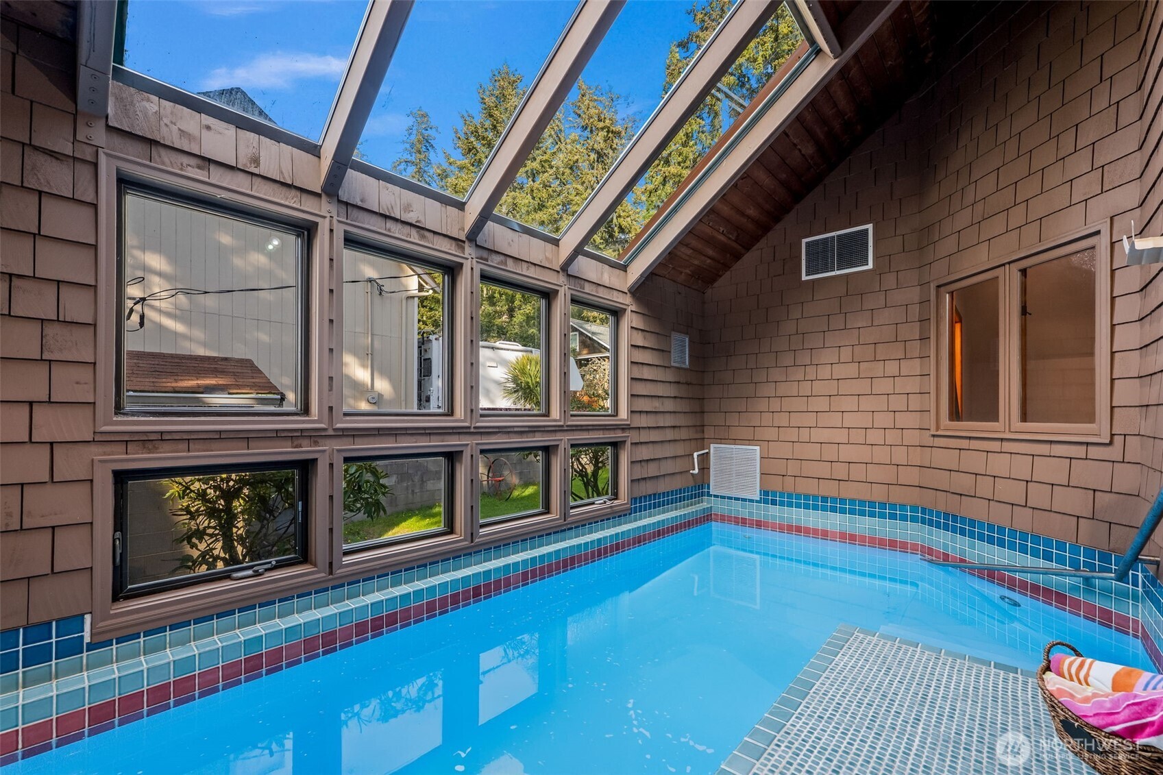 3048 Steamboat Island Road NW