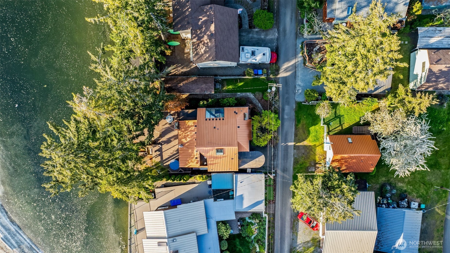 3048 Steamboat Island Road NW