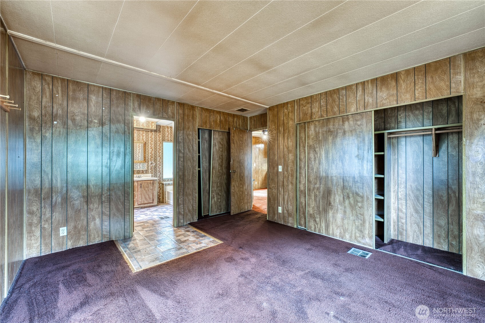 270 NE Saber Drive
