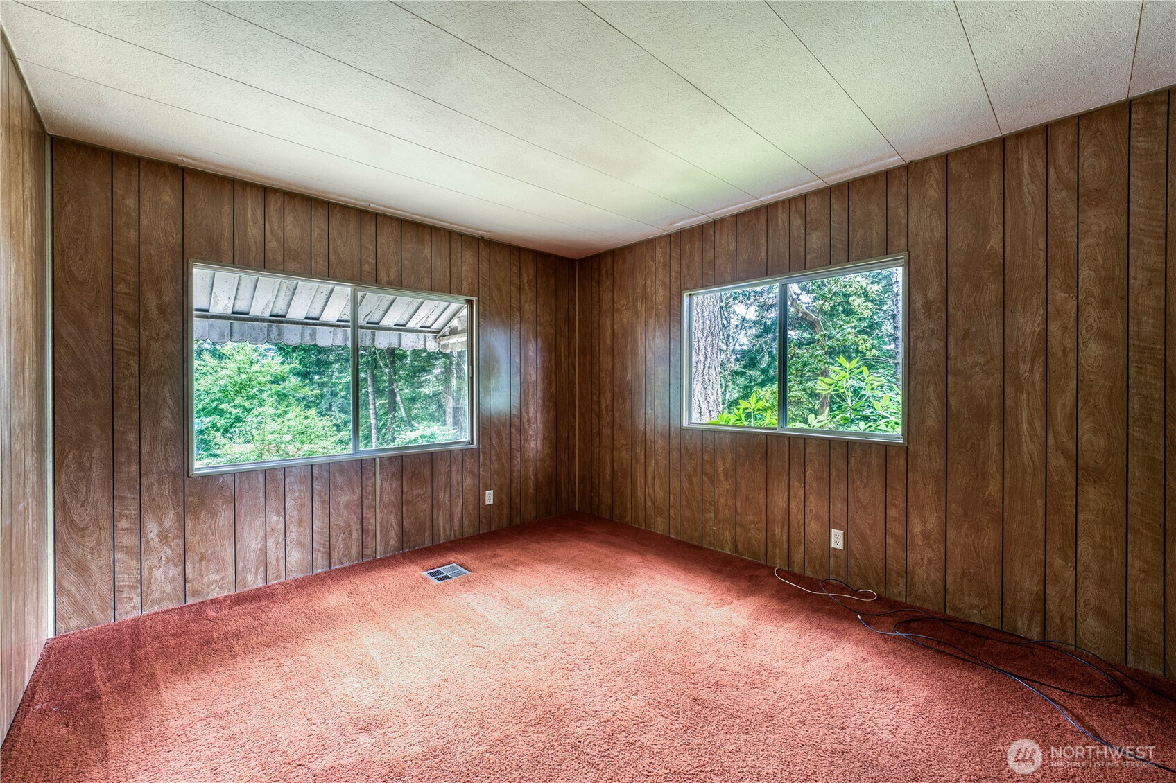 270 NE Saber Drive