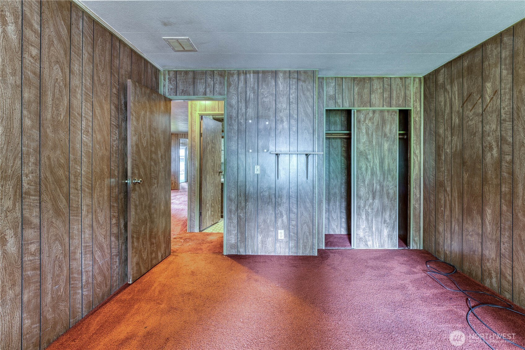 270 NE Saber Drive