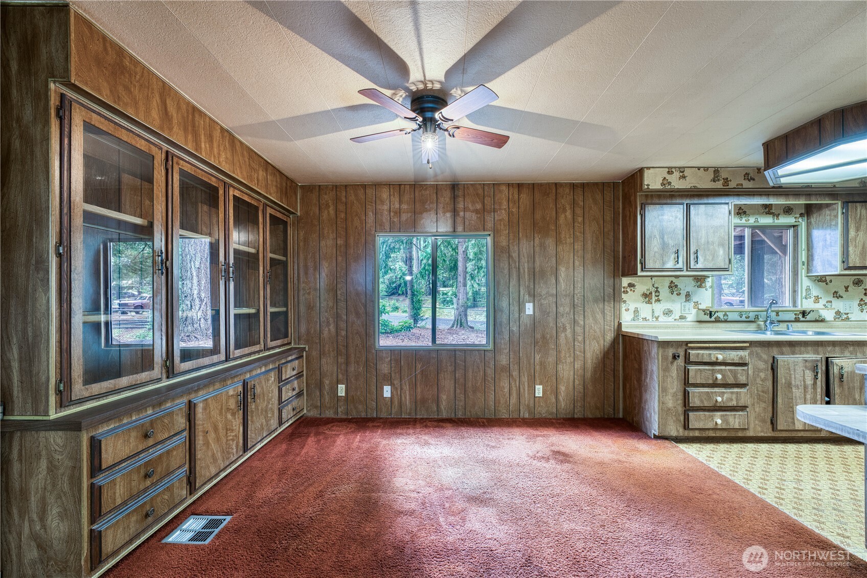 270 NE Saber Drive