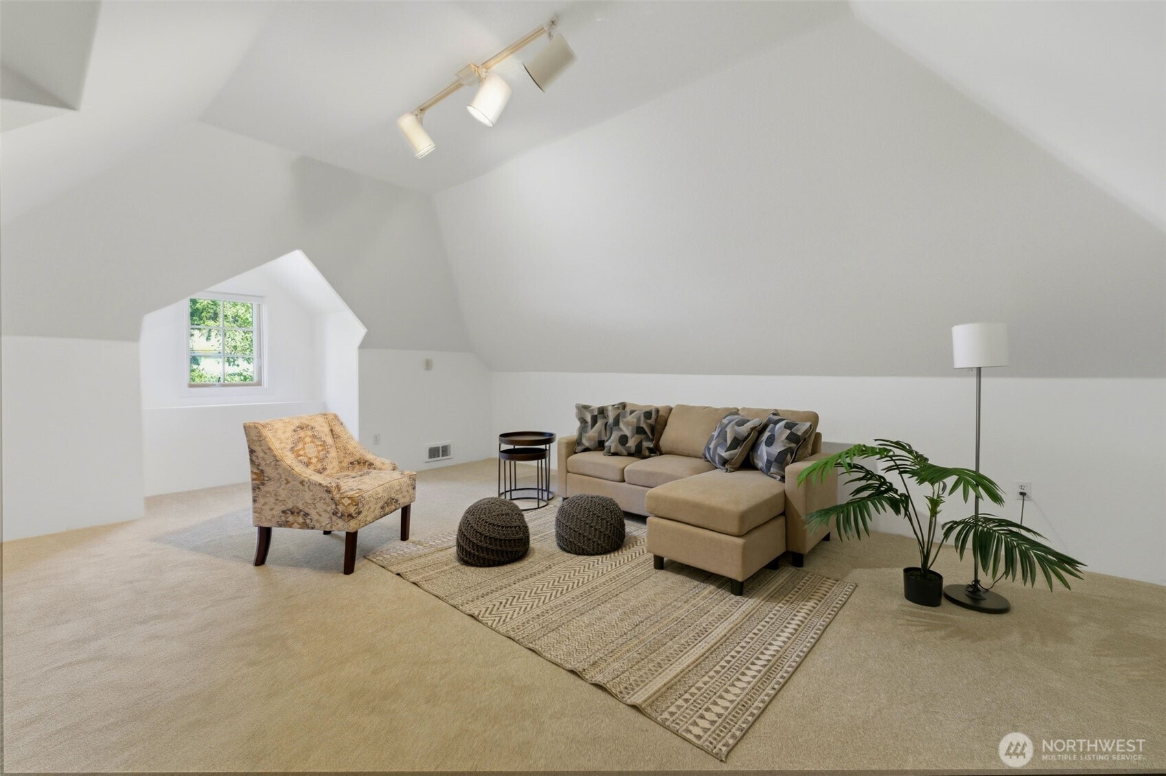 306 Keach Loop