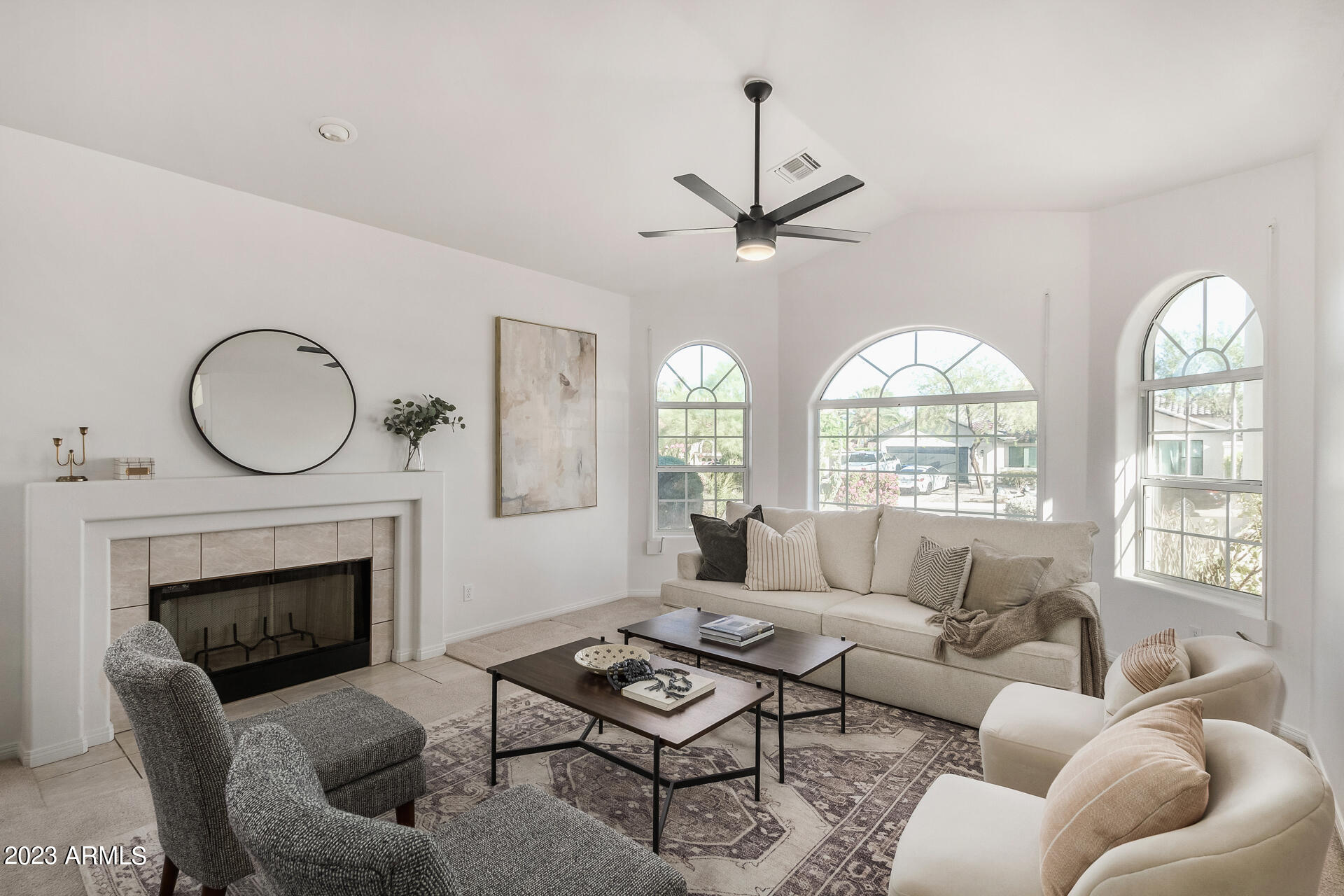 1037 E LE MARCHE Avenue