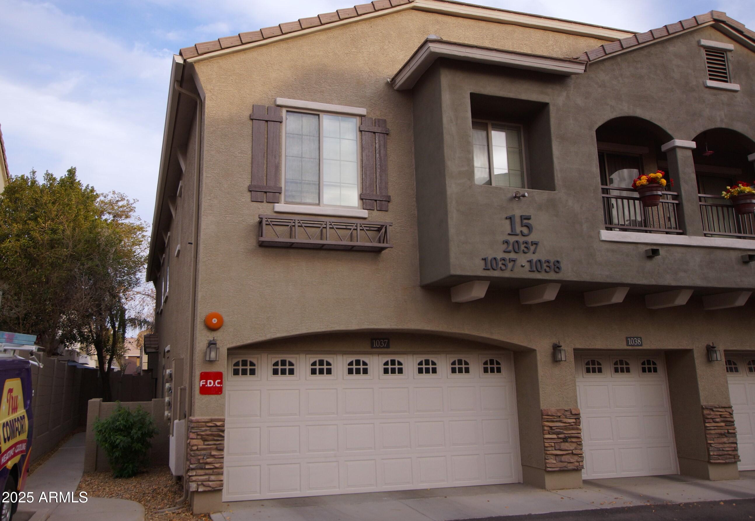 2150 W ALAMEDA Road, 1037