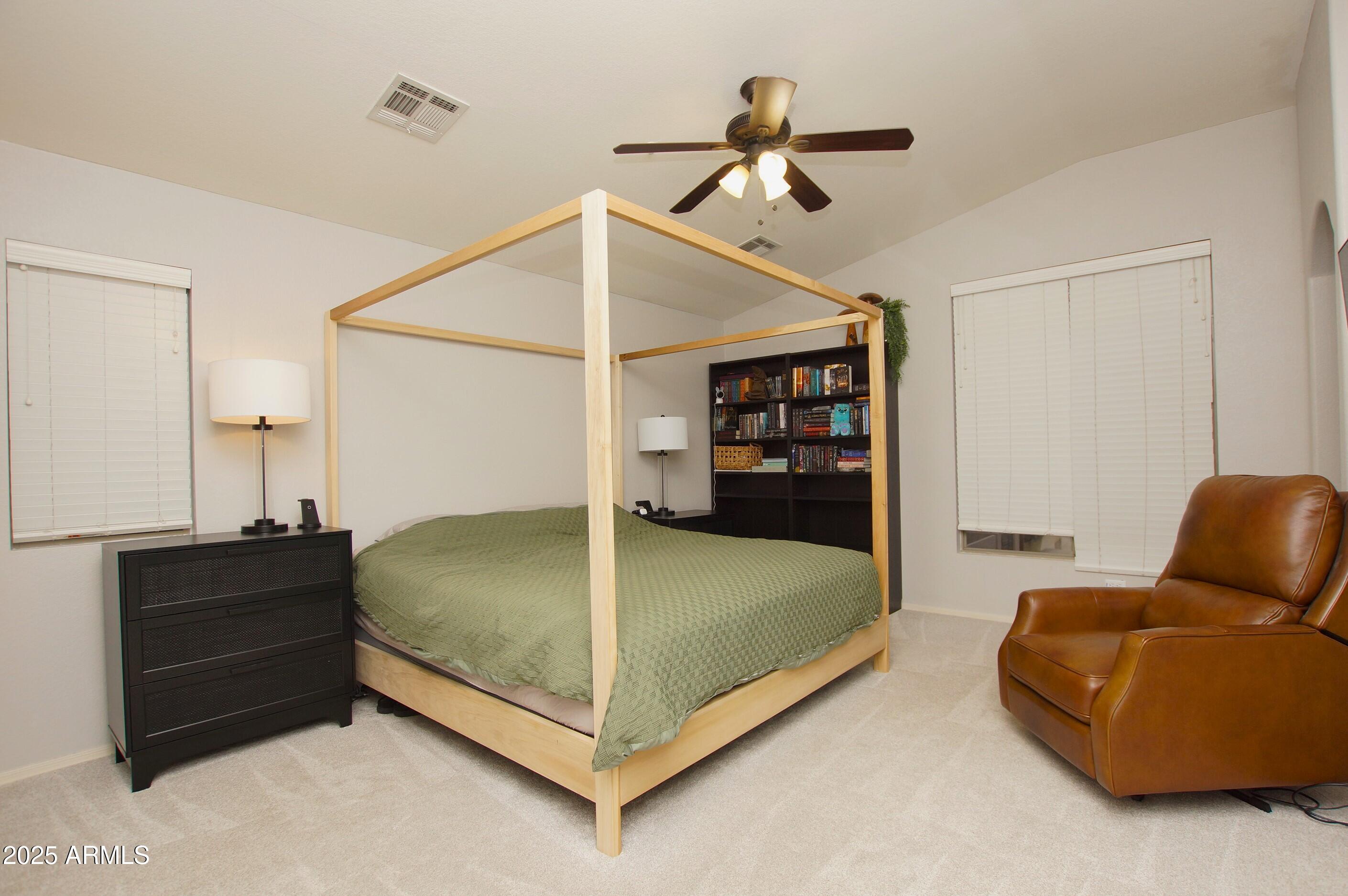 2150 W ALAMEDA Road, 1037