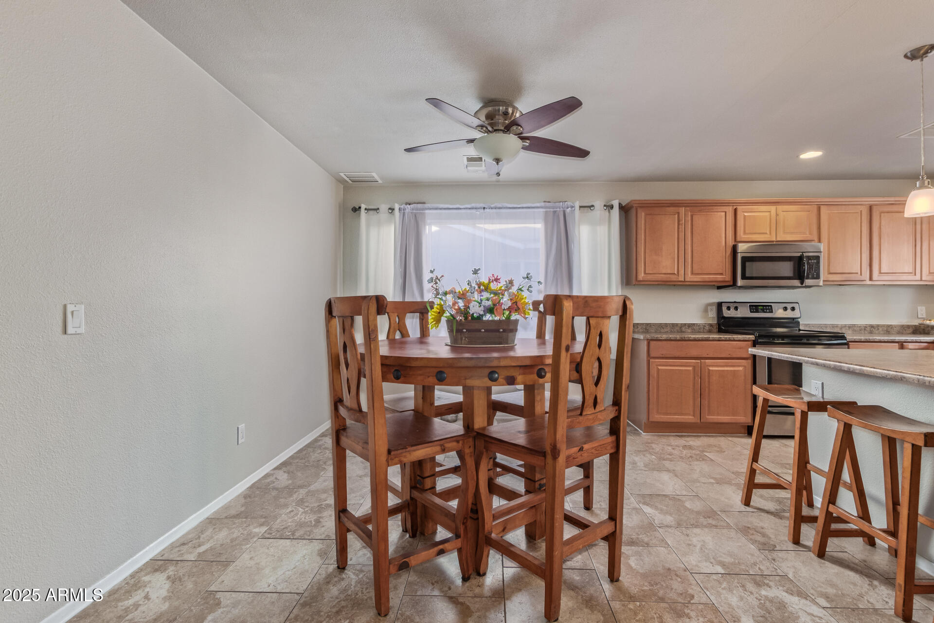 5529 W VILLA MARIA Drive