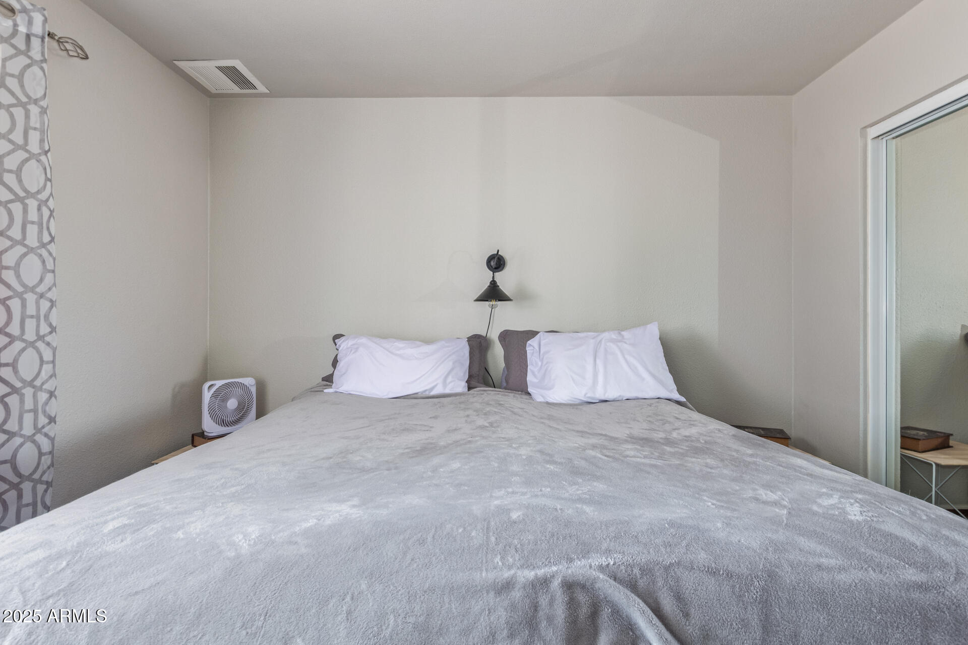 5529 W VILLA MARIA Drive