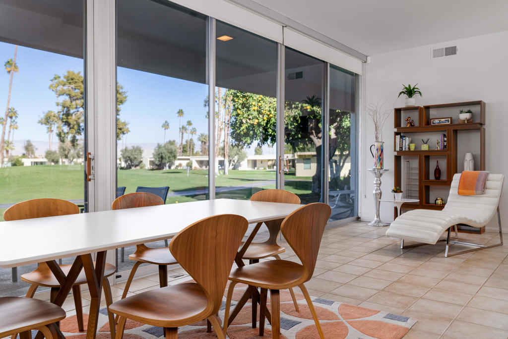 303 Westlake Terrace