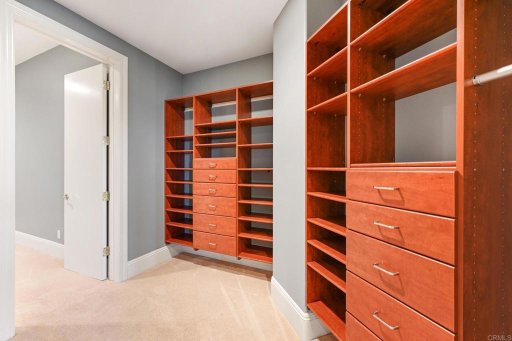 28521 Gladstone Court