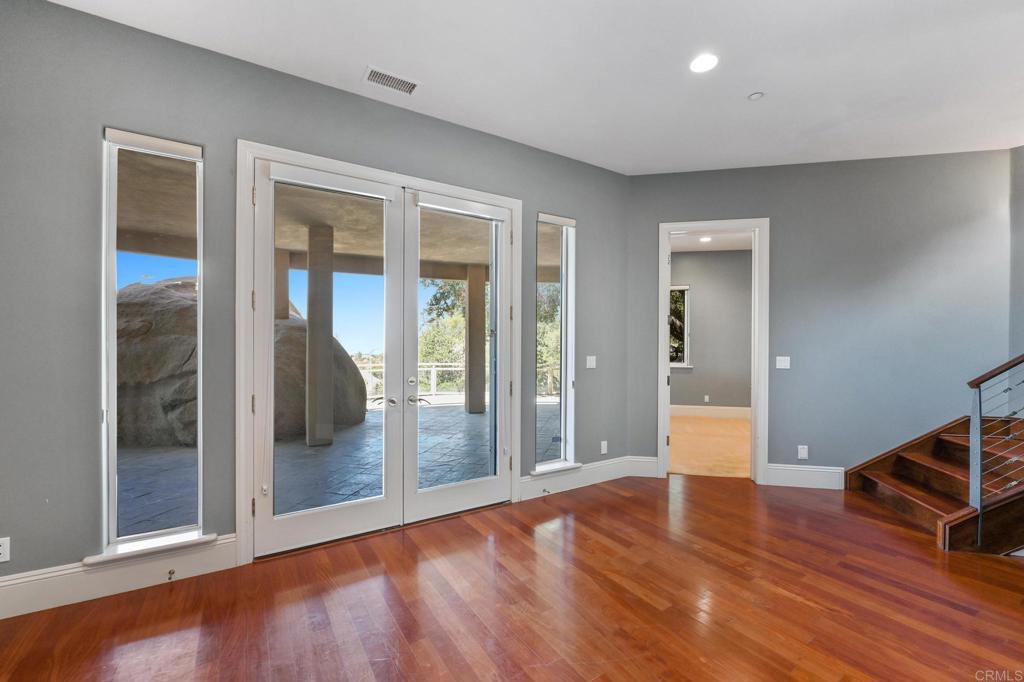 28521 Gladstone Court